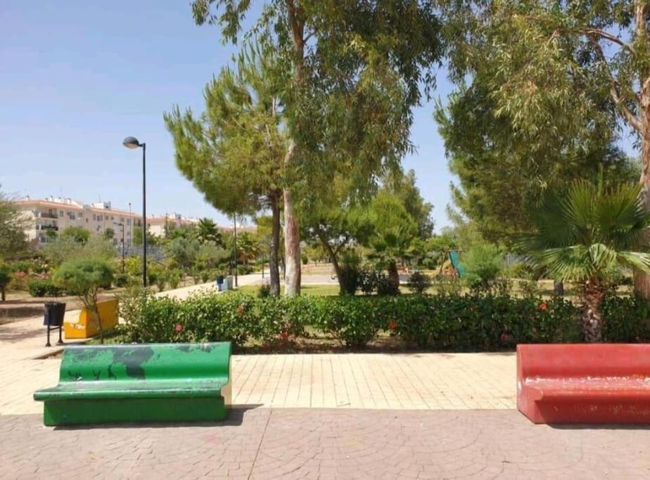Alojamiento Con Piscina Y Parking En Sevilla La Algaba Exterior photo